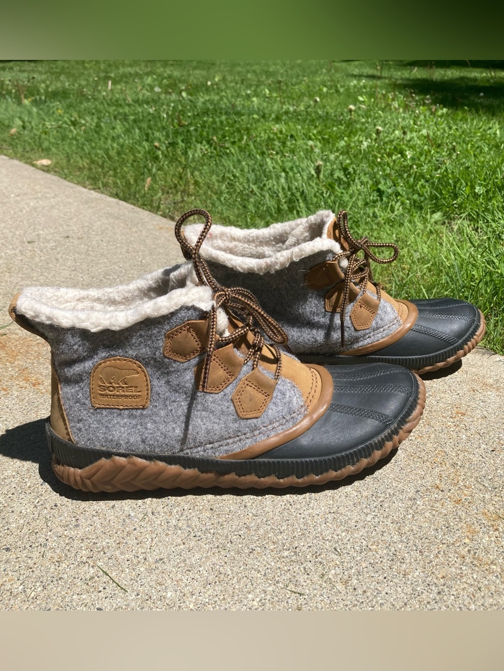 Sorel Out N About Rubber Duck Boots Winter Boots Grey Black Size 8.5